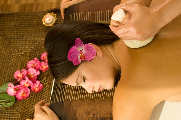 Spa massage therapy for serenity and mental health